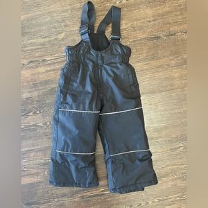 Snow pants - new!